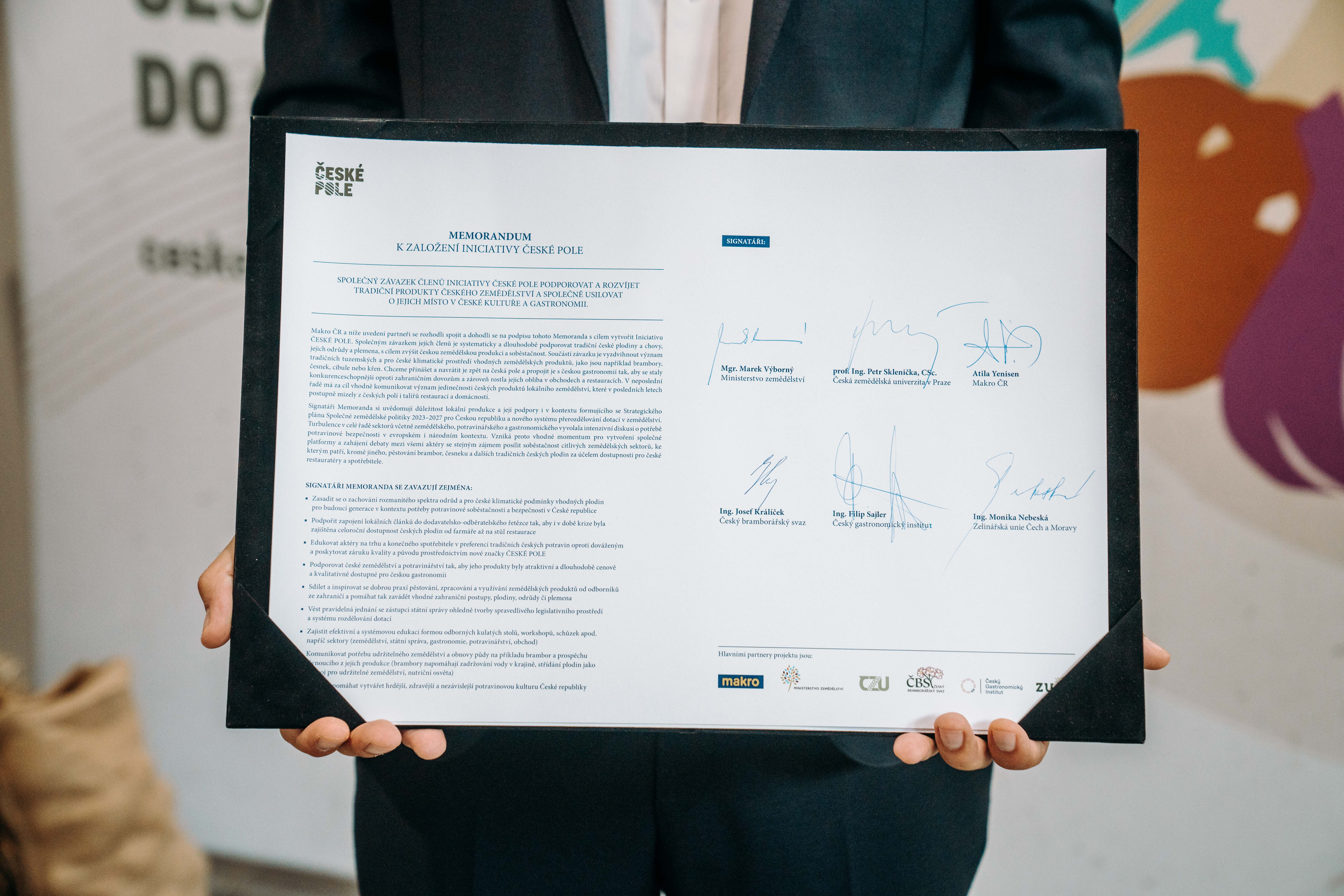 Stánek České pole